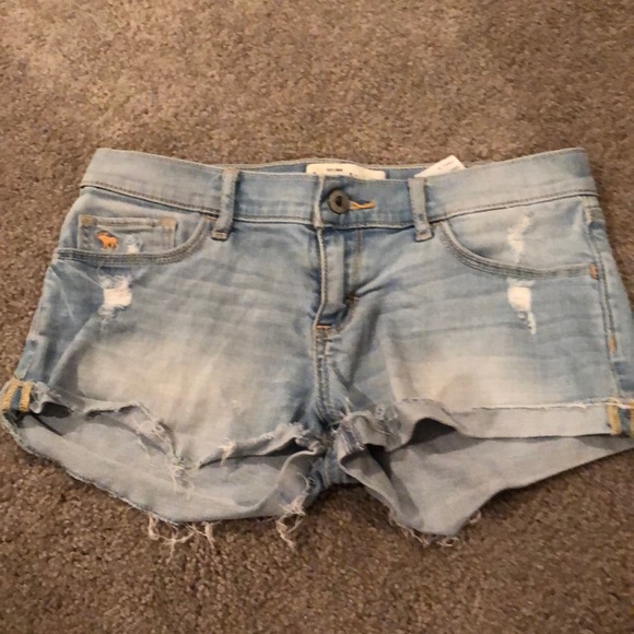 Jean shorts - Picture 1 of 2